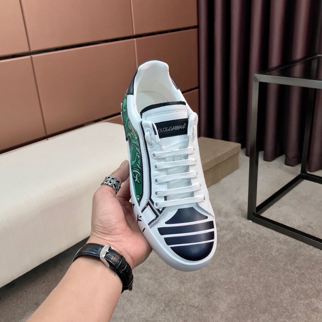 D*G sneaker